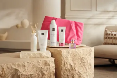 Galerijafbeelding 1 van The Ritual of Sakura - Large Gift Set