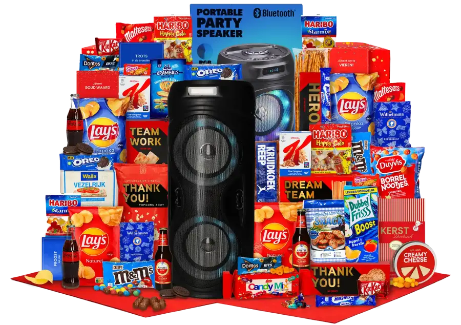 Luxe royaal gevuld kerstpakket met portable speaker, diverse zoete, hartige A-merk snacks en Coca Cola