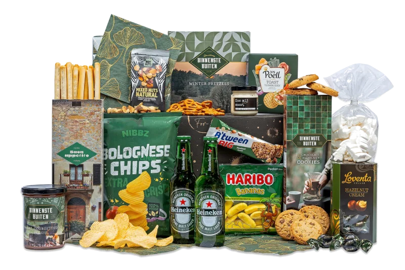 Binnenste buiten kerstpakket met diverse lekkernijen en voucher