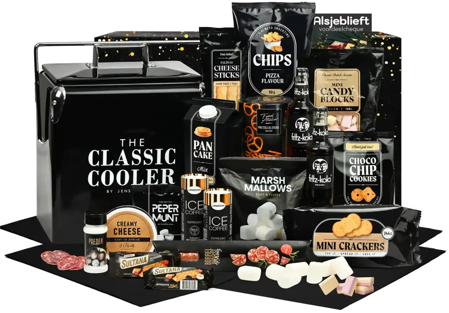 Stoer kerstpakket met een retro koelbox, en verschillende hapjes voor bij een glaasje bier