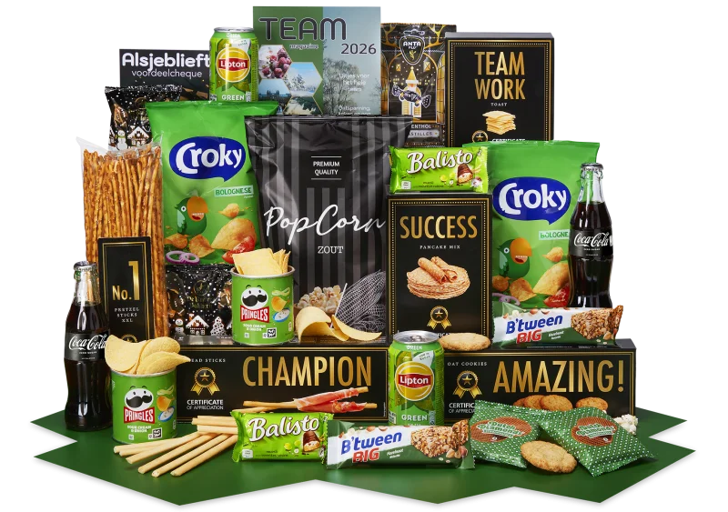 Premium Kerstpakket met diverse lekkernijen en cadeaus.