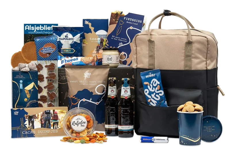 Rondje Nederland kerstpakket met diverse lekkernijen en fietsaccessoires