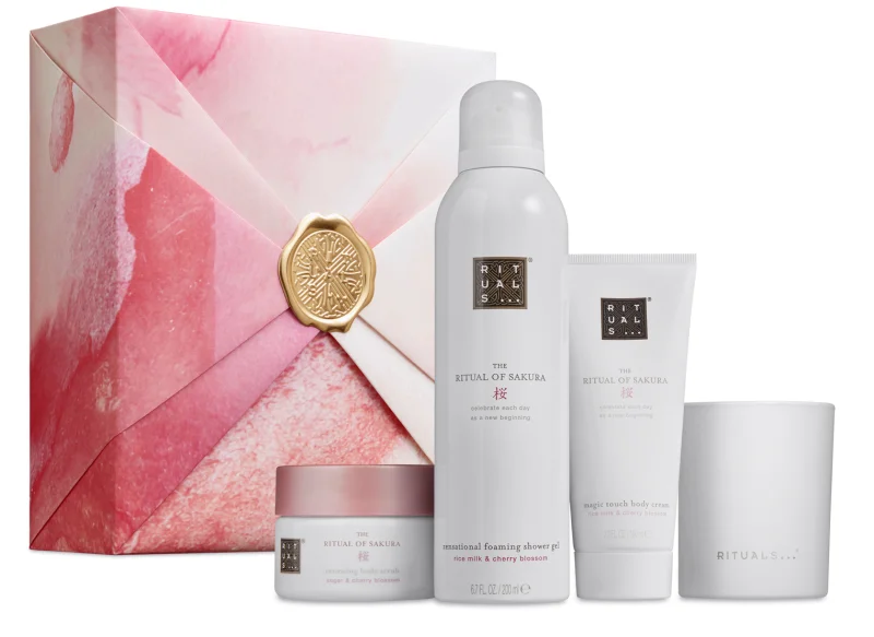 Kerstpakket The Ritual of Sakura - Medium Gift Set 2023