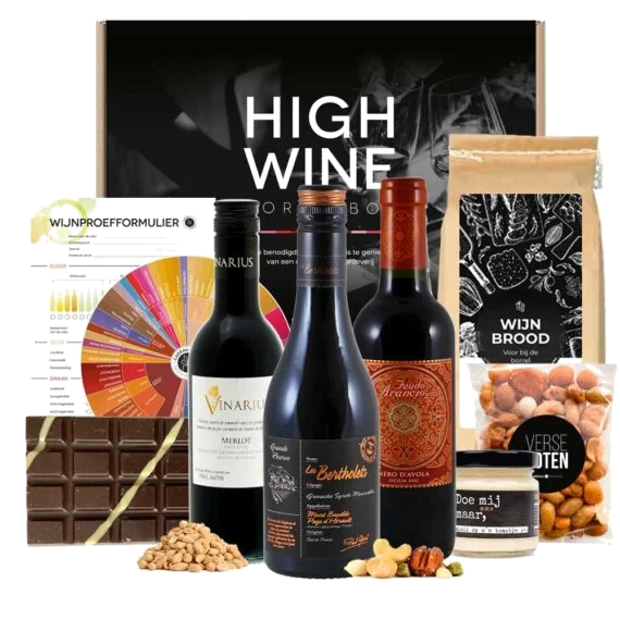 High Wine kerstpakket met wijnen en lekkernijen